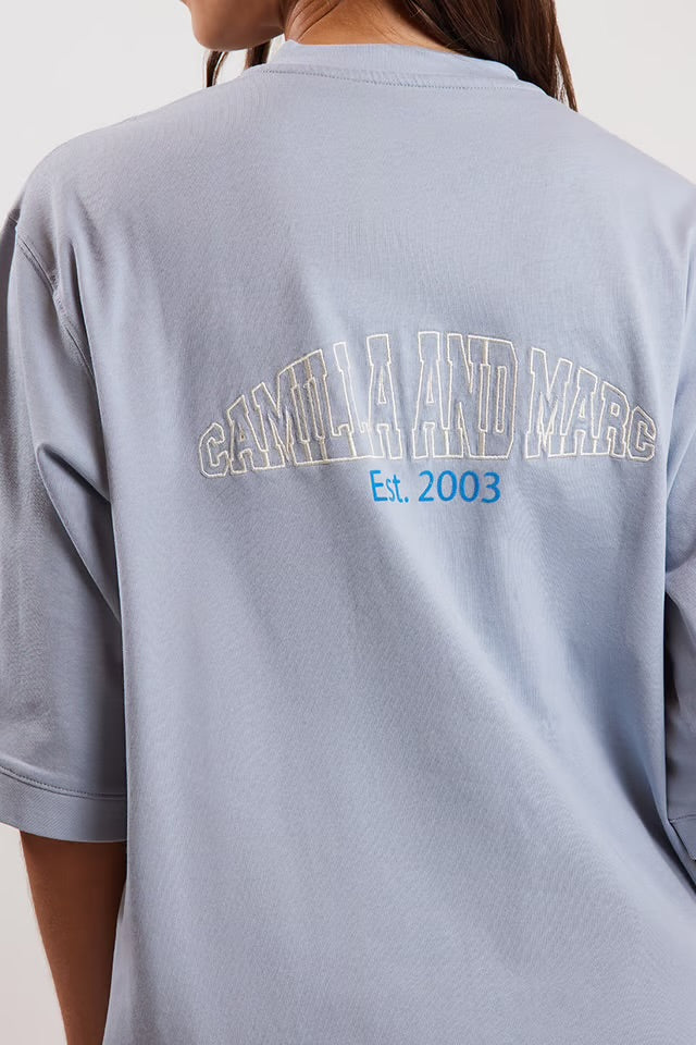 Soren V Neck Graphic Tee | Misty Blue