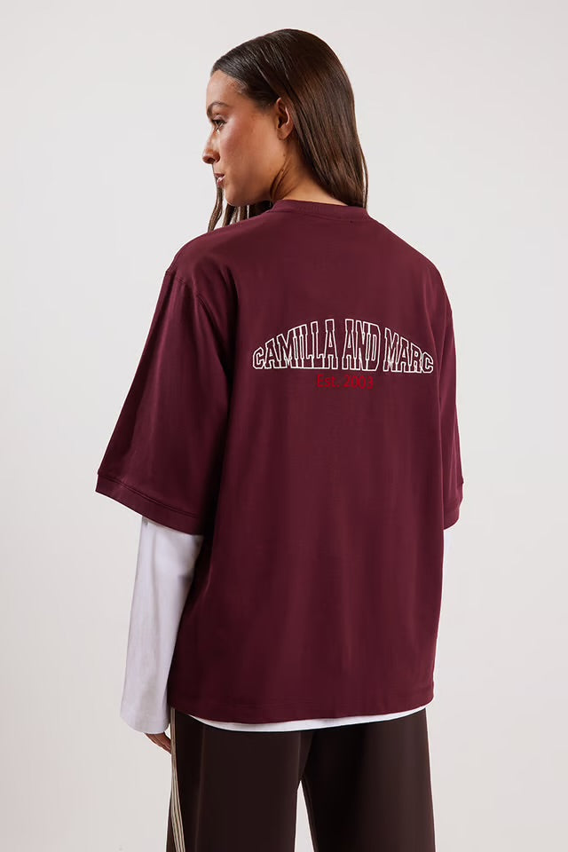 Soren V Neck Graphic Tee | Burgundy