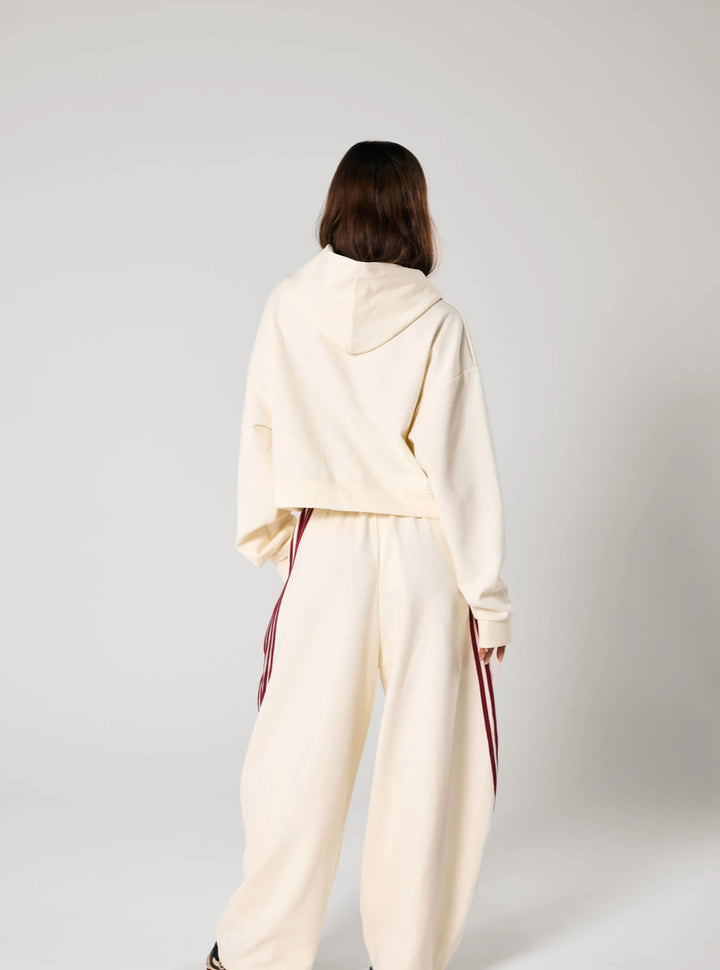 SŚAINT Cropped Hoodie | Butter