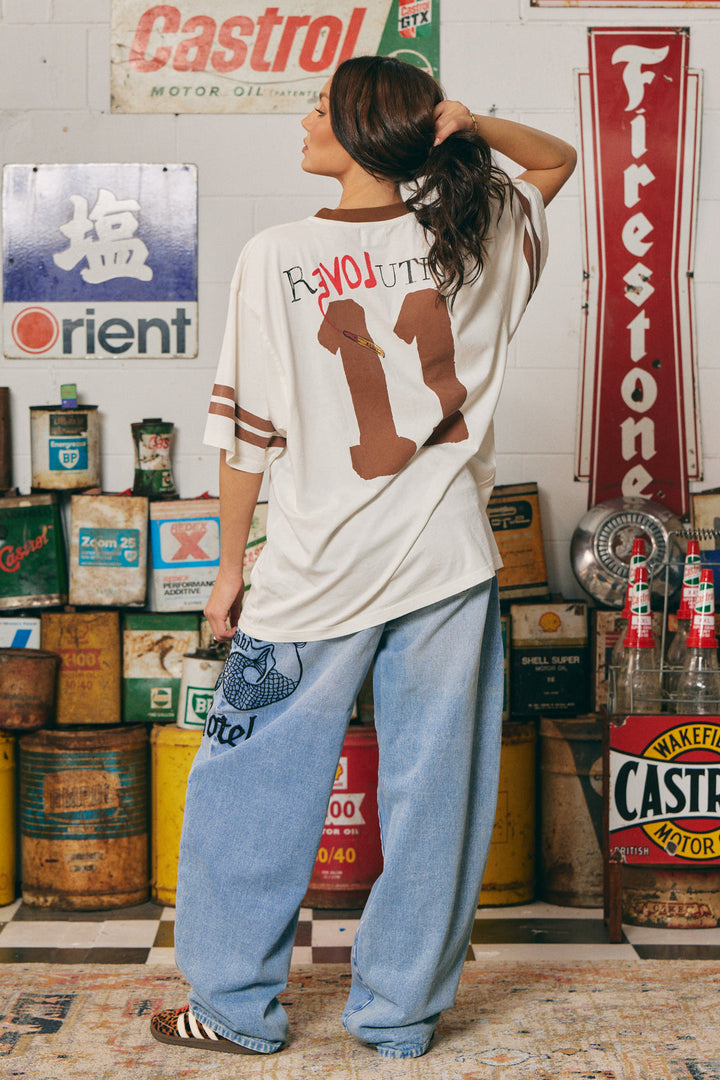 The Very Oversized Loved Revolution Tee | Creme