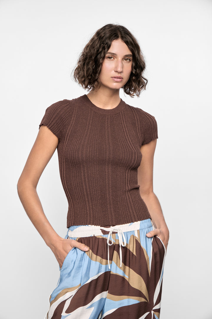 Maya Ribbed Knit Tee | Espresso