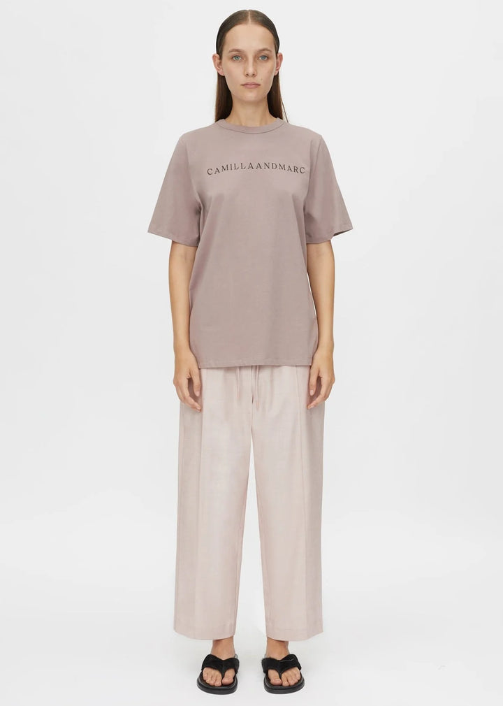 Capella Logo Tee | Ash Lilac