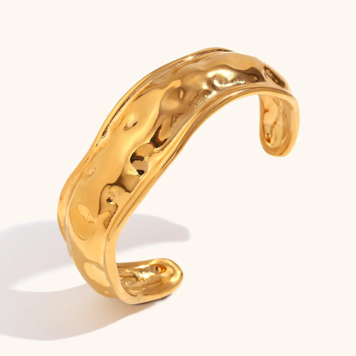 BLAI Cuff Gold