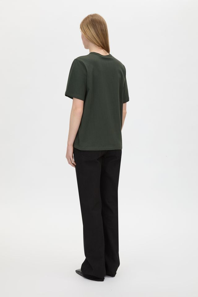 Anca Graphic Tee | Bottle Green