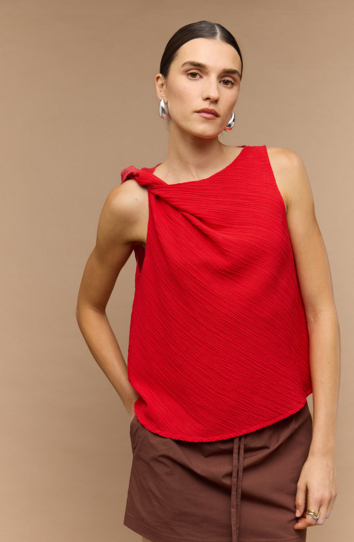Amira Twist Top