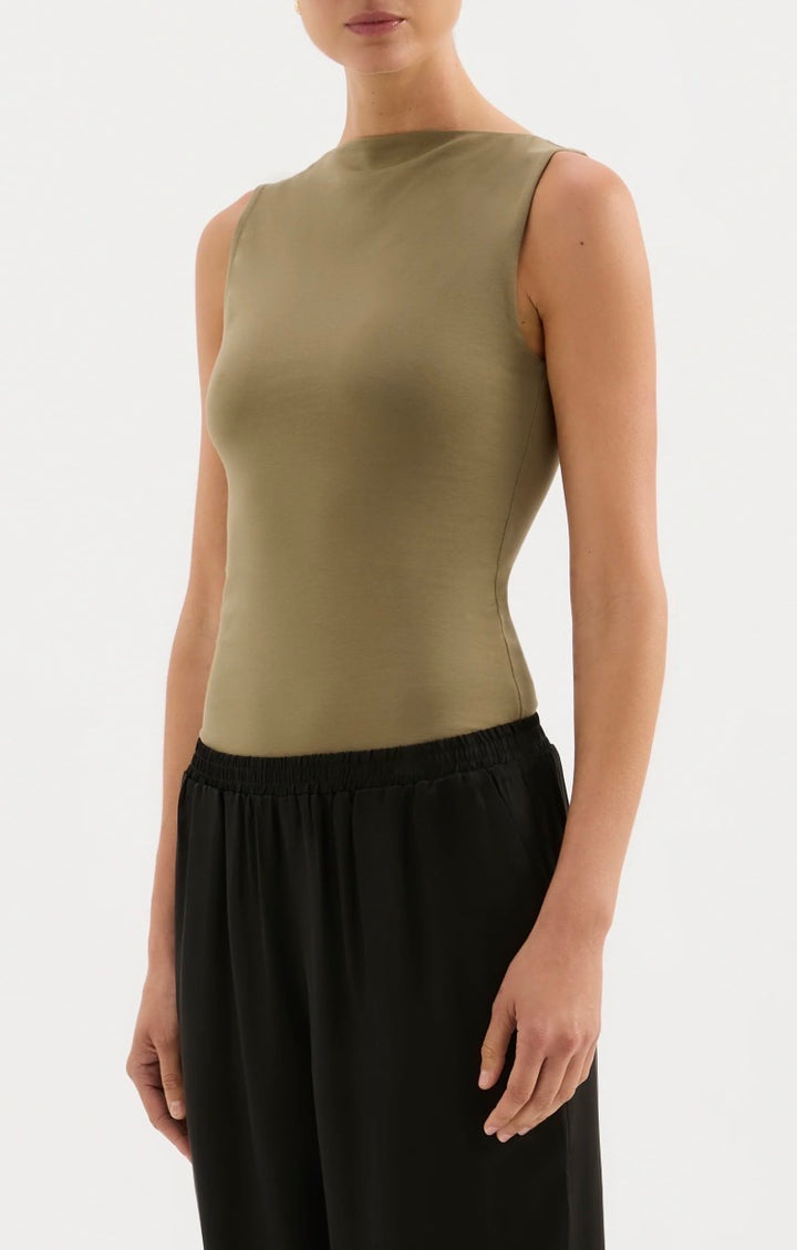 Lois Organic Tank