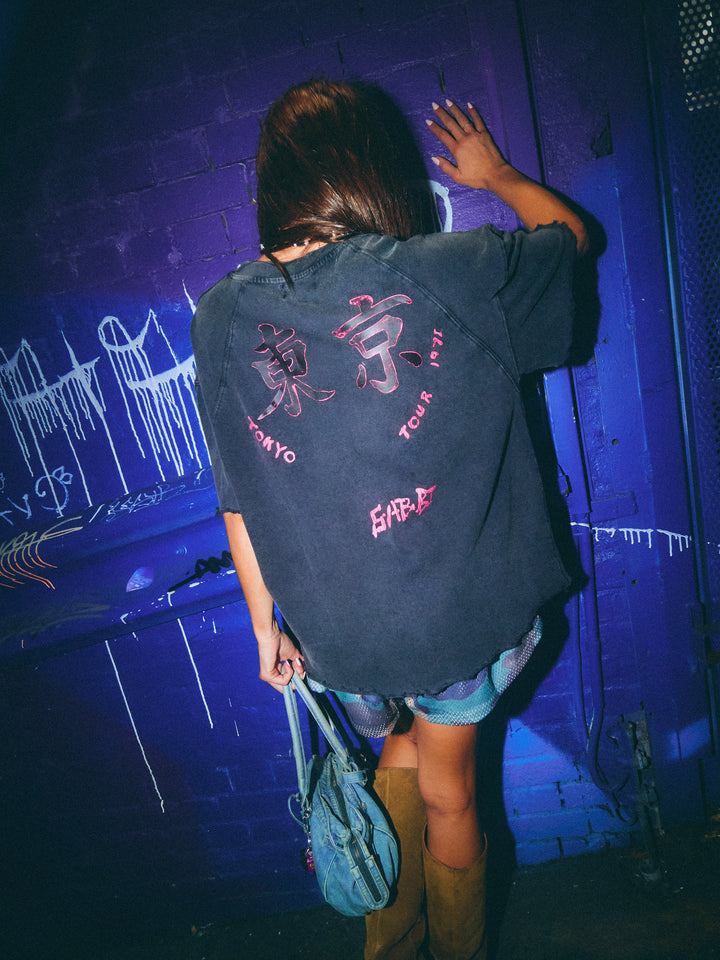 LISTENING BAR TEE - BLACK