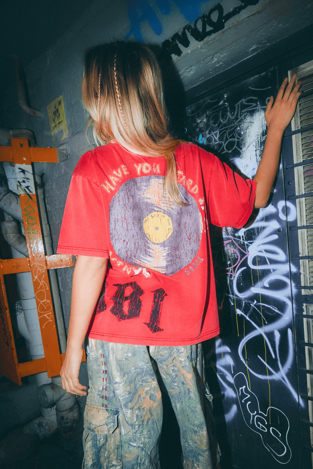 THE VINYL SHOP TEE - RED
