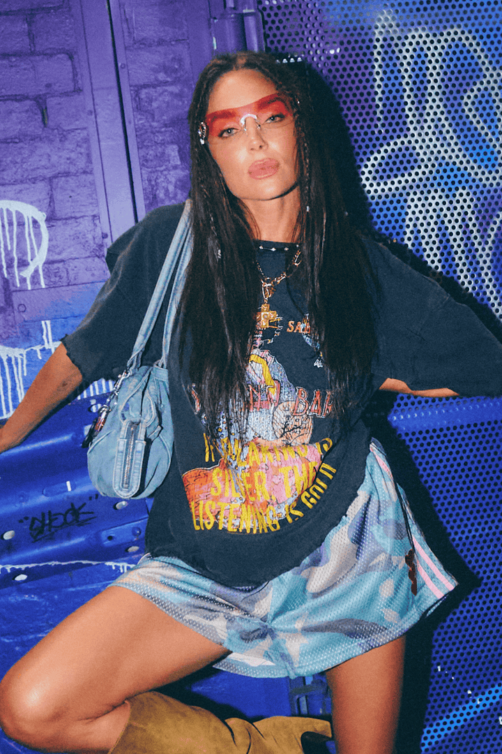 LISTENING BAR TEE - BLACK